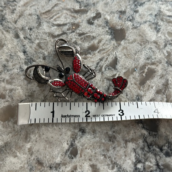 Vintage Lobster Brooch Pin - Picture 6 of 7